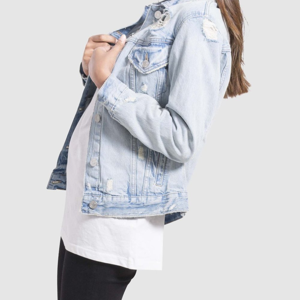 OLGYN Women’s Boyfriend Light Blue Denim Jacket - Picture 3 of 3